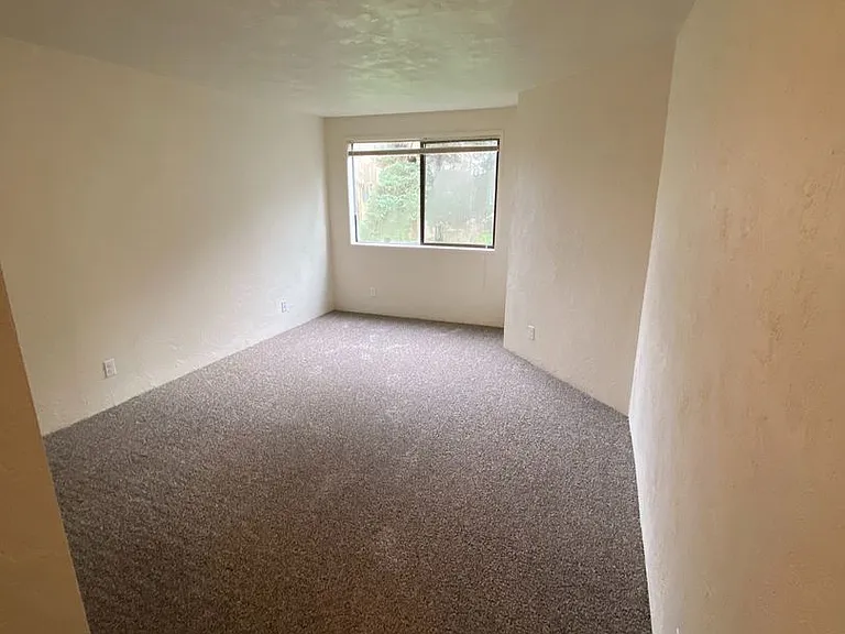 Northgreen Apartments — Photo 32