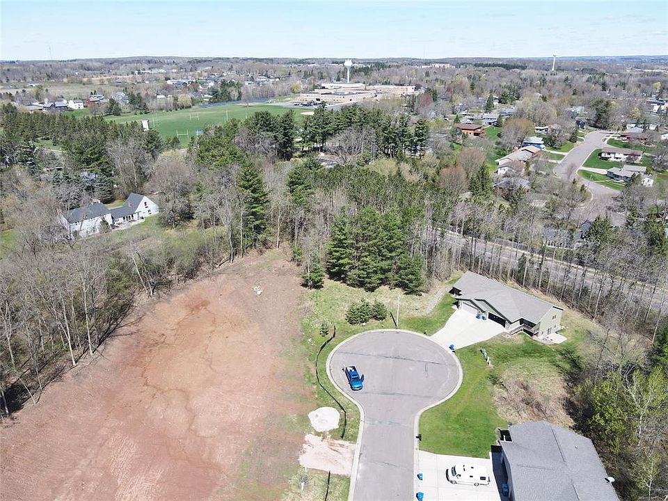 1st image of 950 Emerald Court