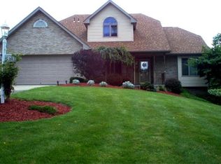 2181 Northwest Dr, North Huntingdon, PA 15642