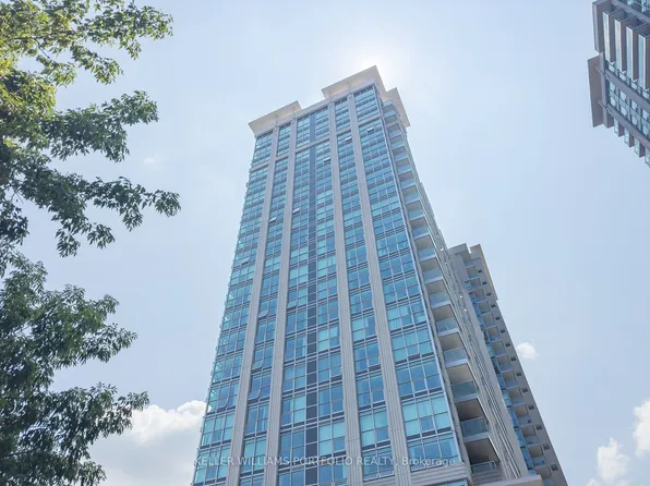 17 Anndale Dr, Toronto, ON