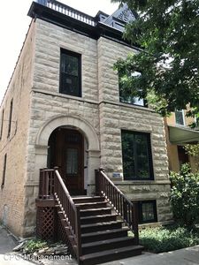 2533 N Mozart St #1, Chicago, IL, 60647