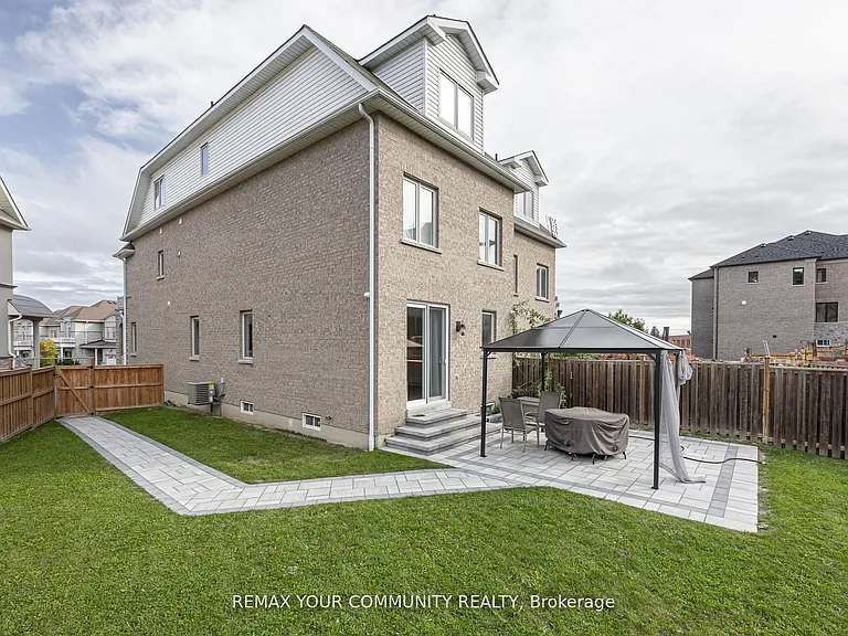 65 Bristlewood Cres — Photo 48