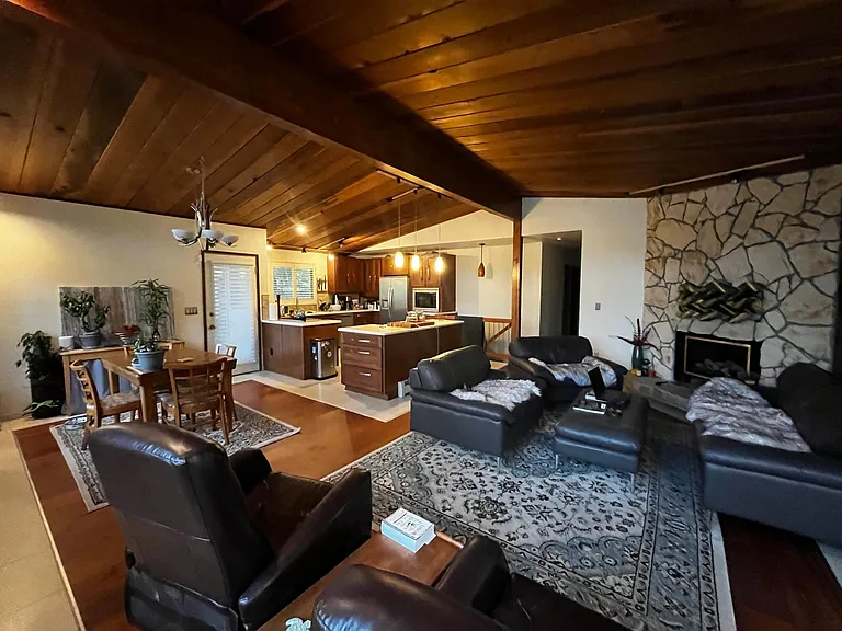 8111 Majestic Ct — Photo 1