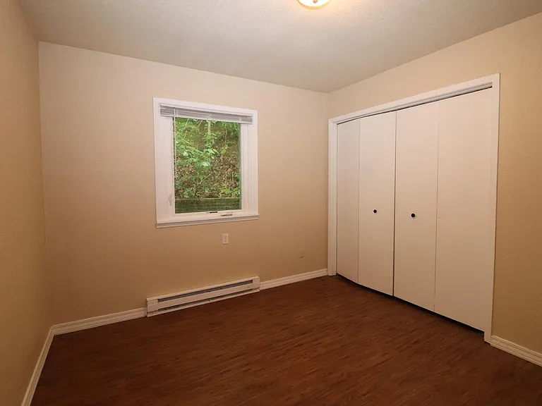 23053 Main St #14 — Photo 16