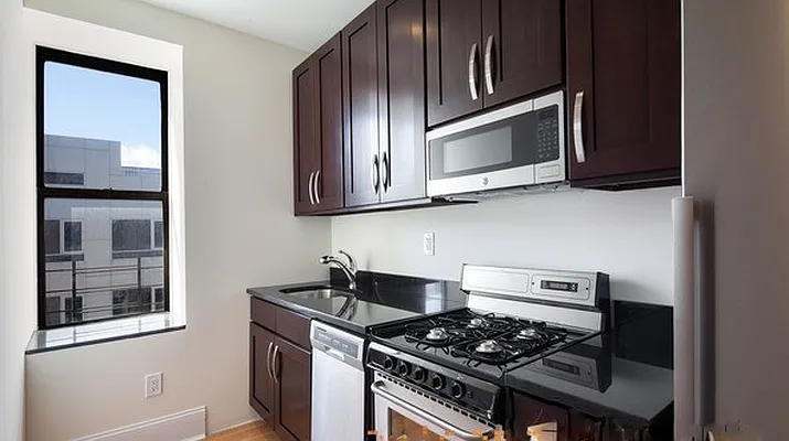 Rented by OGI Management | media 49