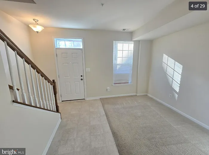 700 S Macon St — Photo 4
