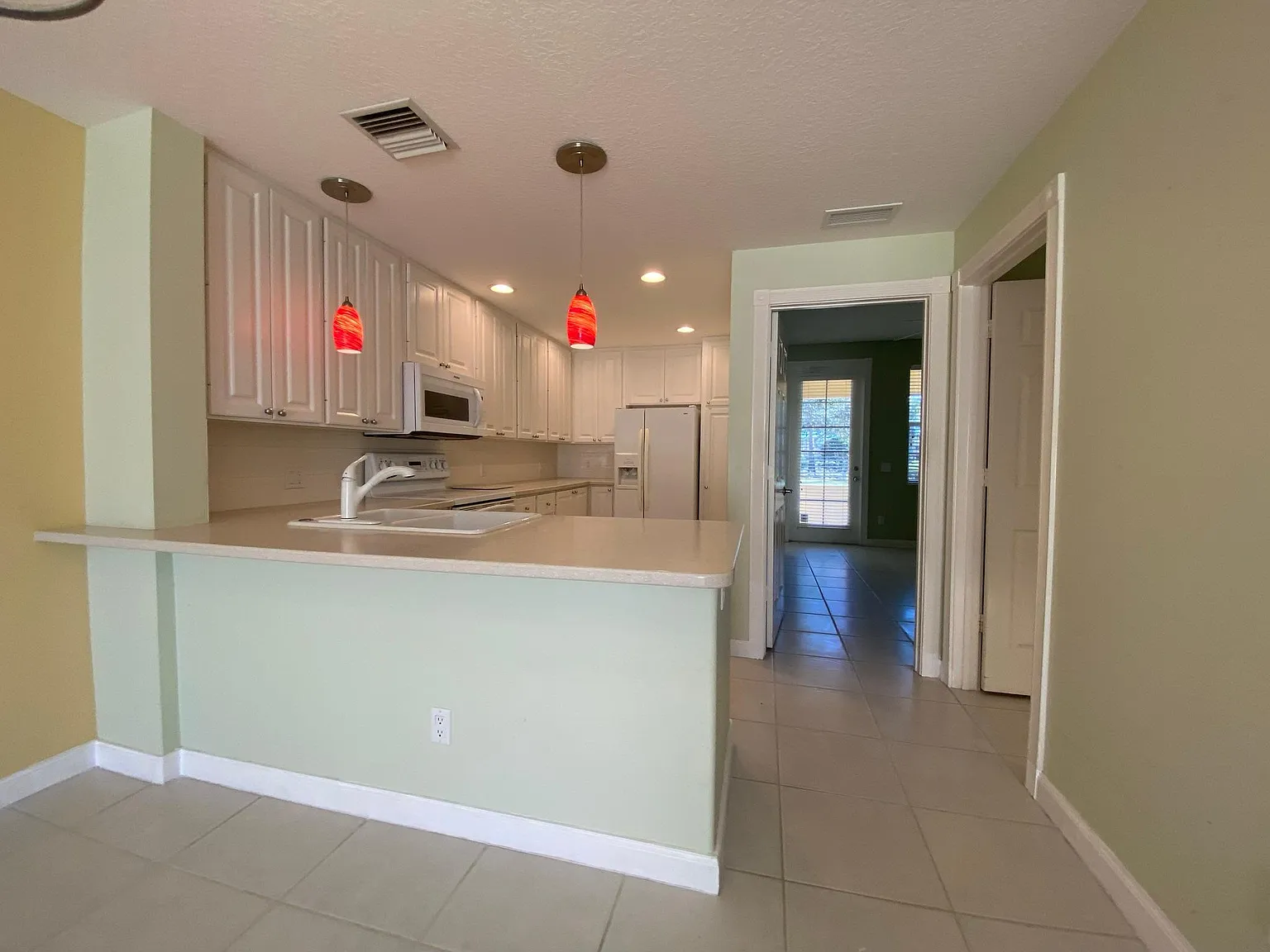 7803 Bergamo Ave — Photo 3