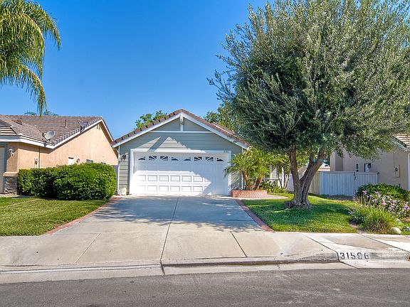 2nd image of 31596 Calle Los Padres