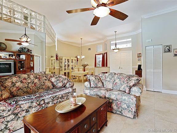 5th image of 1245 Fairfax Ct