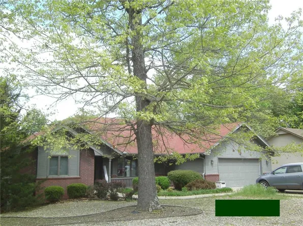 6 Penrith Dr, Bella Vista, AR 72714