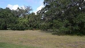 4th image of 401 Rancho Chico Trl