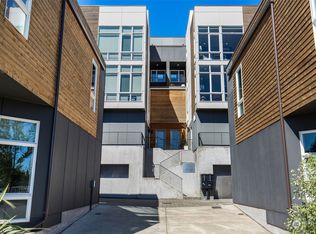 7325 35th Ave NE #A, Seattle, WA 98115