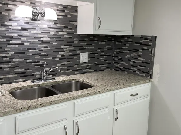 2611 27th St, Great Bend, KS