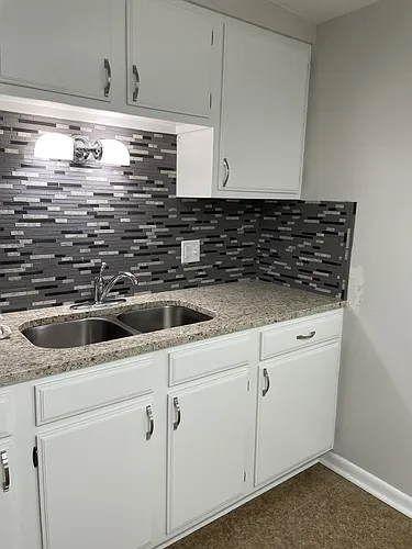 2611 27th St Photo 1