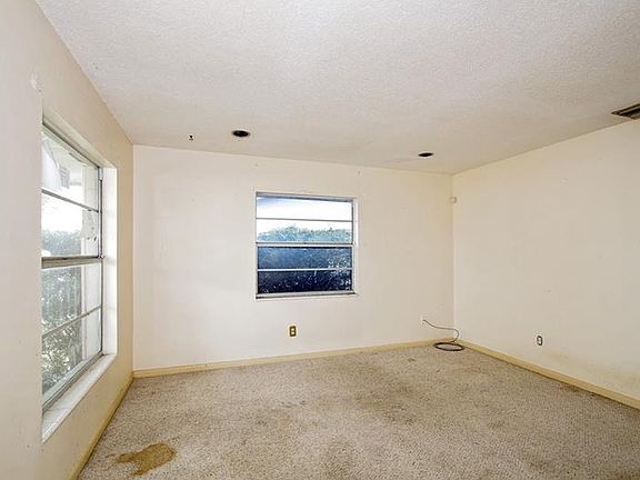 5th image of 2904 Hearthstone Way