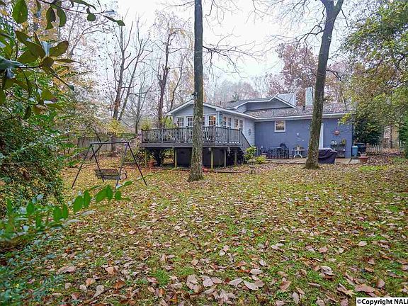 3rd image of 3409 Wildwood Dr SE