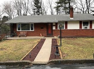 1808 1st Ave, Pottsville, PA 17901