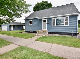 1825 Travis St, La Crosse, WI 54601