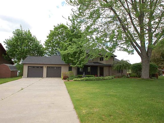 3rd image of 4266 W Lakeside Dr