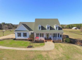 1153 Antioch Rd, Fayetteville, GA 30215