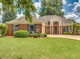 521 Ridge Park Dr, Montgomery, AL 36117