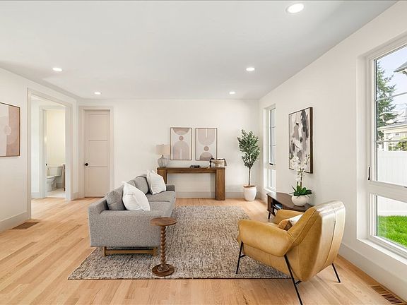 2nd image of 18 Grant St