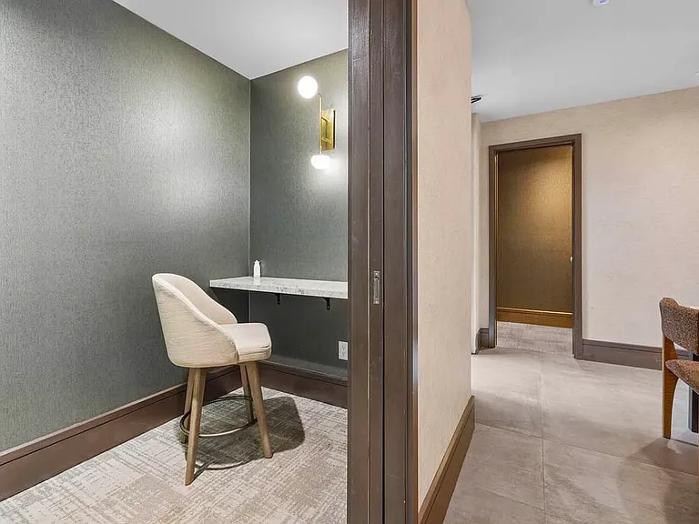 262 9th St #650 — Photo 23