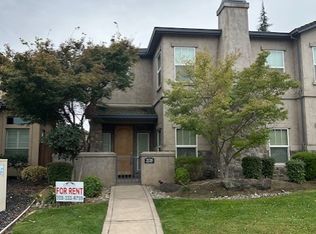 2128 Tienda Dr, Lodi, CA 95242