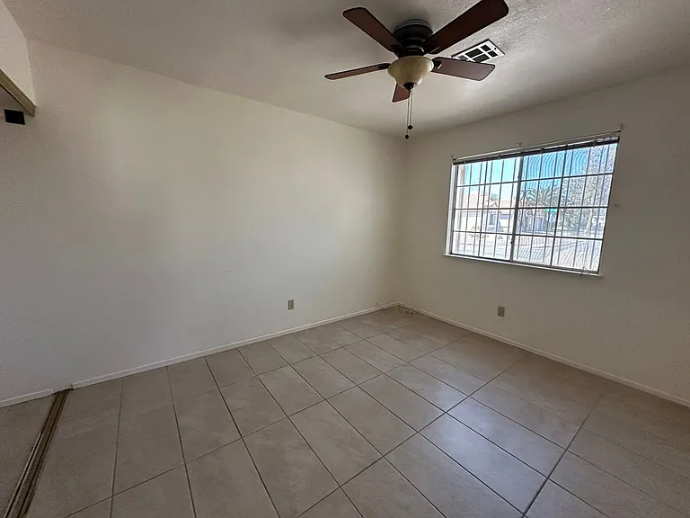 1585 Rowan Tree Dr — Photo 8