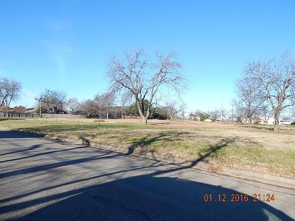 3rd image of 659 Woodard Ave
