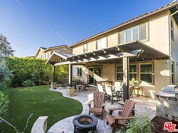 3rd image of 17032 Cantlay St