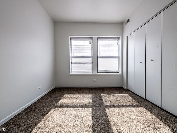 5015 S Champlain Ave Apartments Chicago Bedroom Three_01