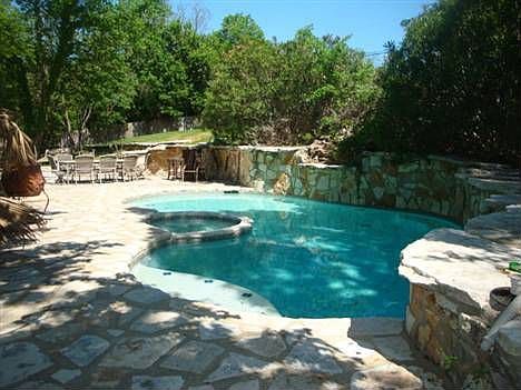 3rd image of 5497 E Lakeshore Dr