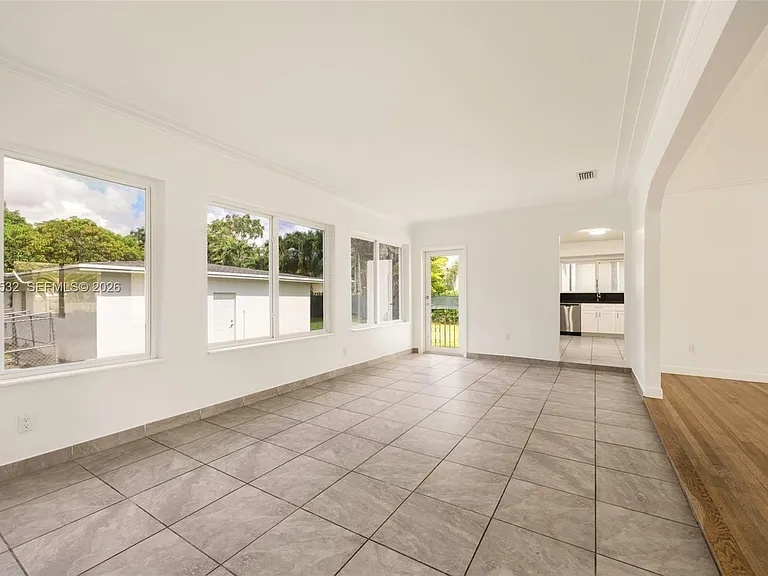 7840 SW 71st Ave — Photo 17