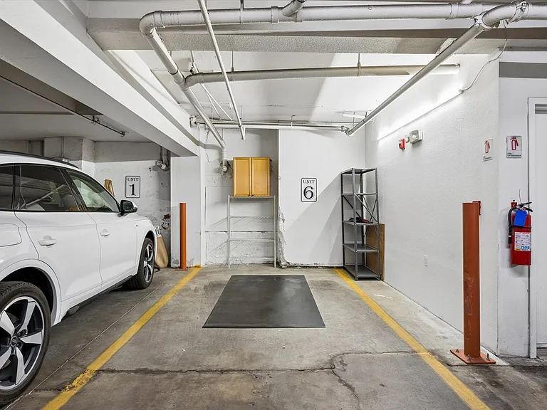 225 N Lincoln St #6 — Photo 15