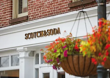 Rented by The Durst Organization