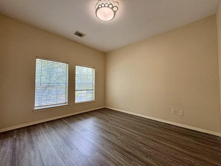 3606 Paluxy Cir — Photo 18