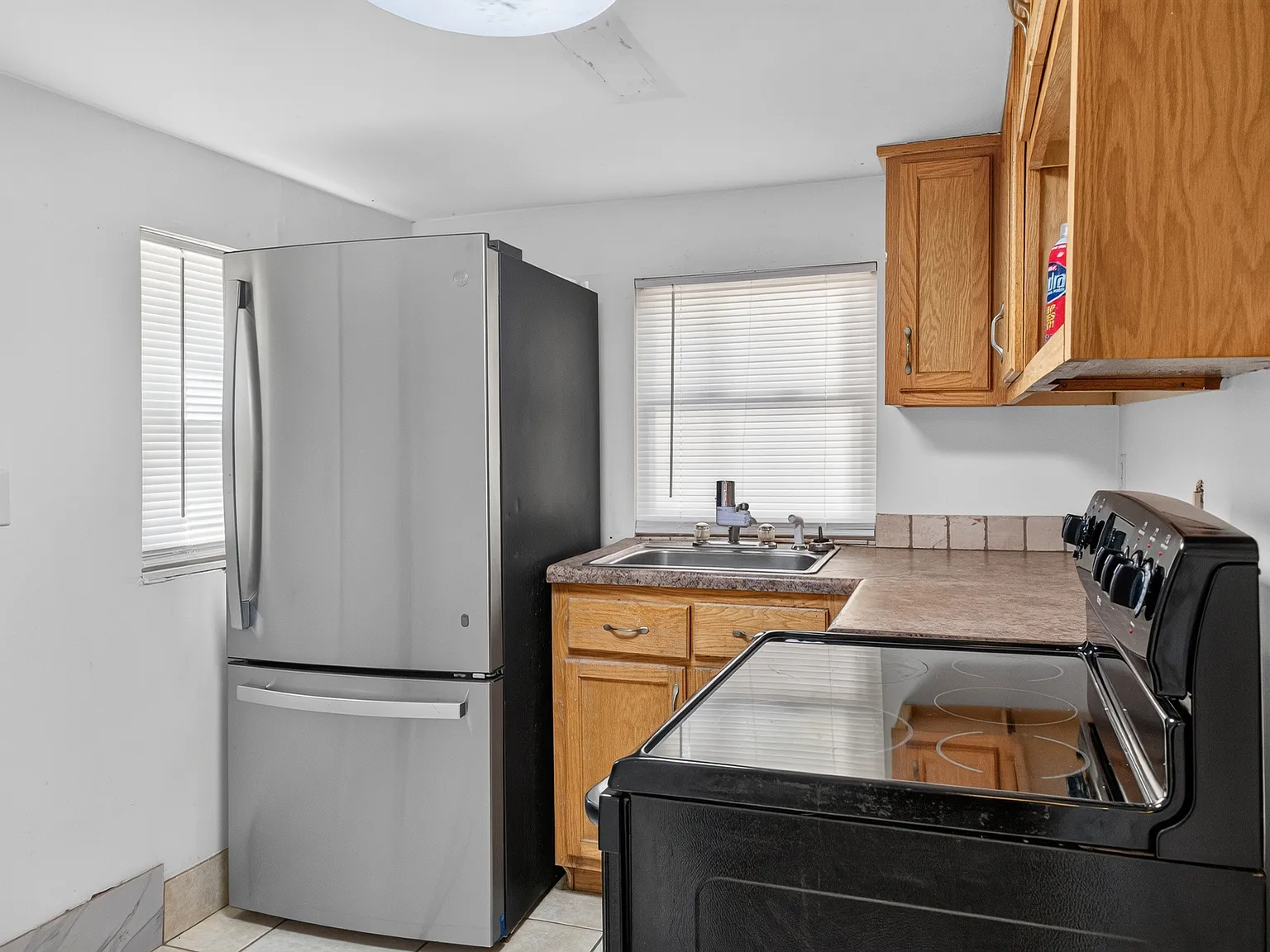 2 bed, 1000 sqft, $1,200 — Photo 4
