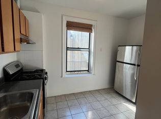 30-65 34th St #4C, Astoria, NY 11103