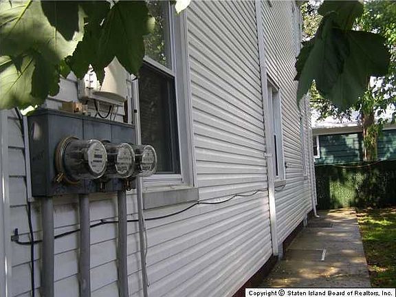 3rd image of 163 Bement Ave