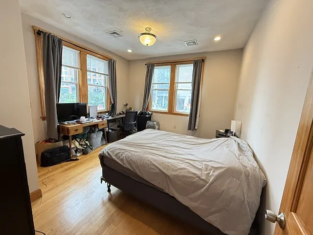 95 N Washington St #2 — Photo 8