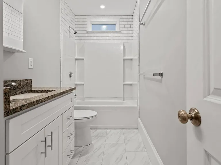 16 Clifton St #3 — Photo 6