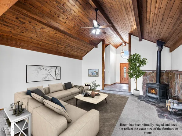 8155 Stardust Trl, Flagstaff, AZ 86004