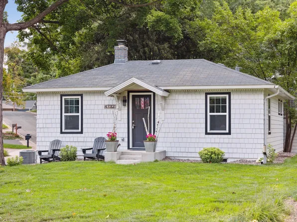 4732 Beachside Rd, Mound, MN 55364