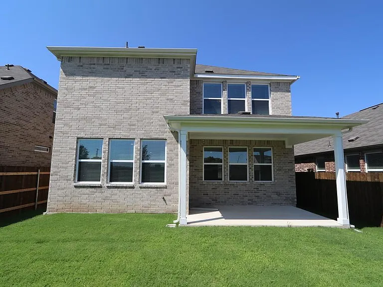 1607 Alana Falls Ave — Photo 12