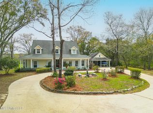 9103 Scenic River Dr, Biloxi, MS 39532
