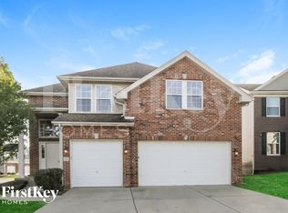 77 Henson Ct, Matteson, IL 60443