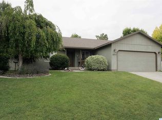 5011 Sahara Dr, Pasco, WA 99301