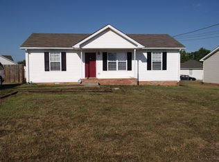 286 Cranklen Cir, Clarksville, TN 37042
