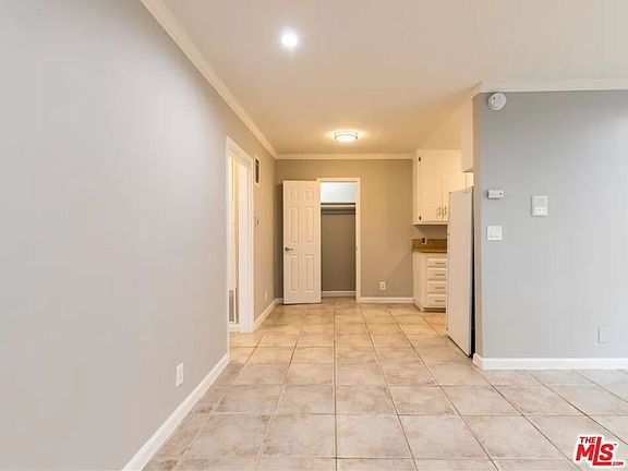 4th image of 3740 Veteran Ave #1